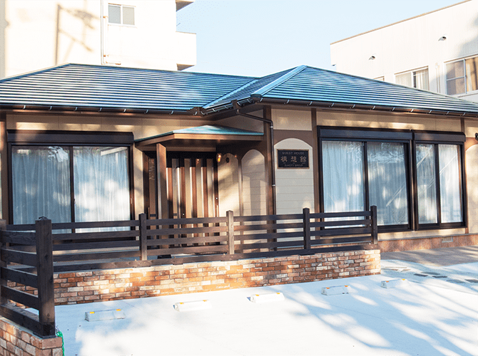 写真　構想館外観